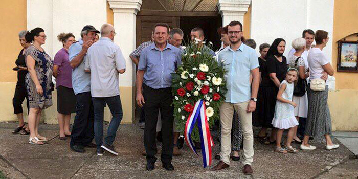 Svečano položeni vijenci povodom Dana domovinske zahvalnosti